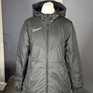 Nike Synthetic Fill Coat Jacket AO1487-010  Women’s Sz Medium Black MSRP $140